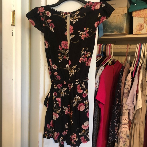 Francesca's Collections Other - Romper